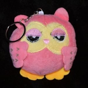 NWOT Kawaii Small Pink Plush Owl Keychain